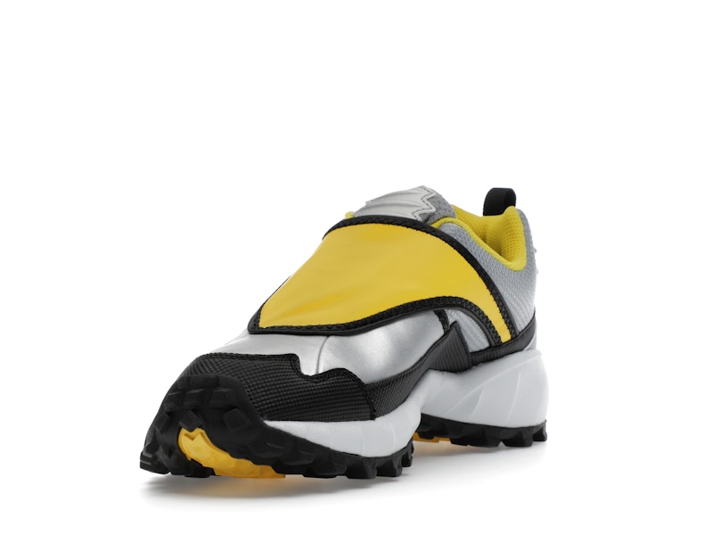 Nike ACG Phassad Yellow Zest Metallic Silver