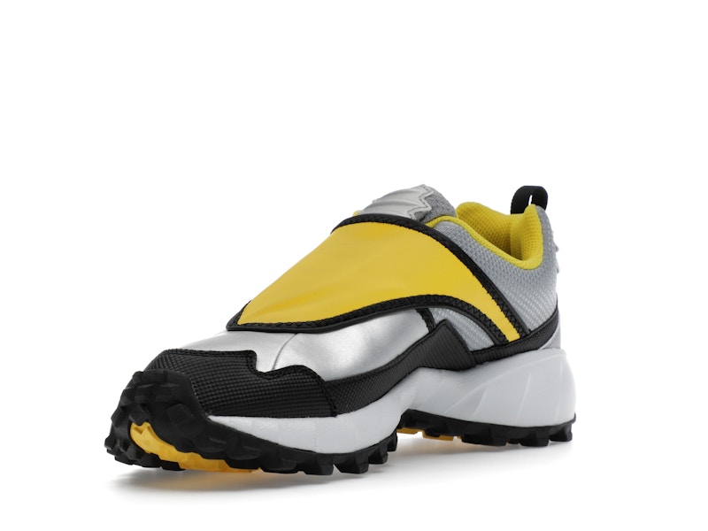 Nike ACG Phassad Yellow Zest Metallic Silver
