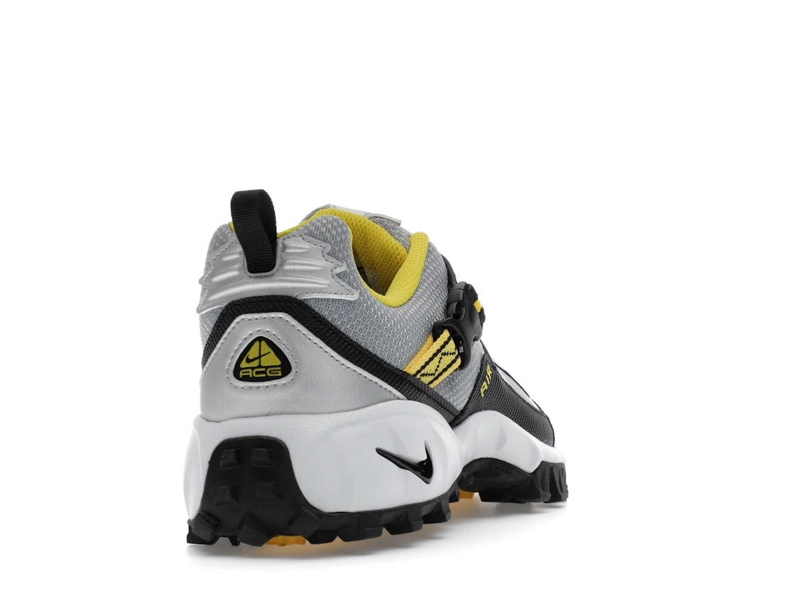 Nike ACG Phassad Yellow Zest Metallic Silver