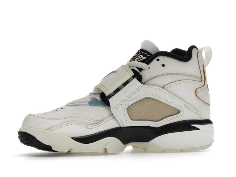 Nike Air Diamond Turf Must Be the Money