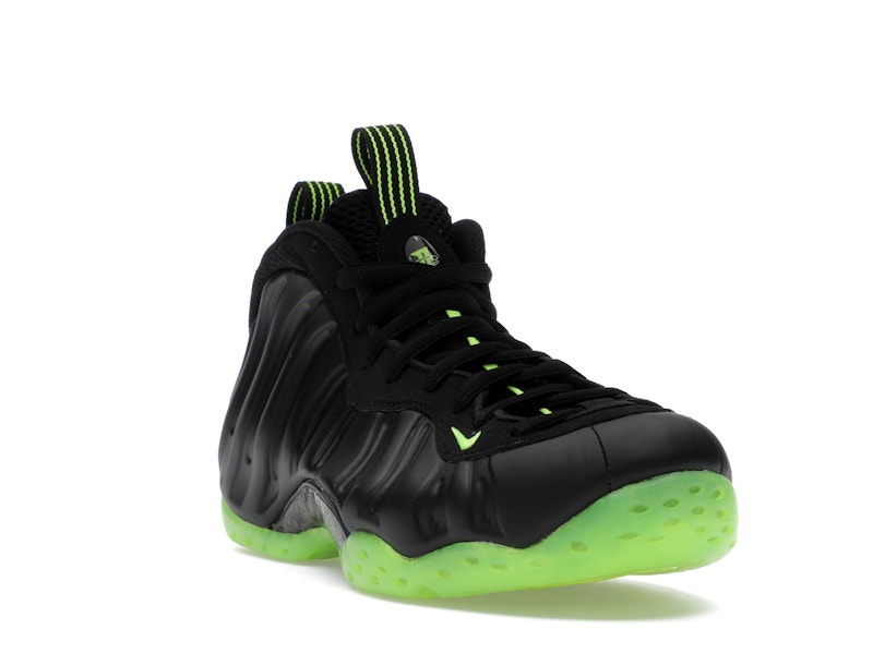 Nike Air Foamposite One Black Volt