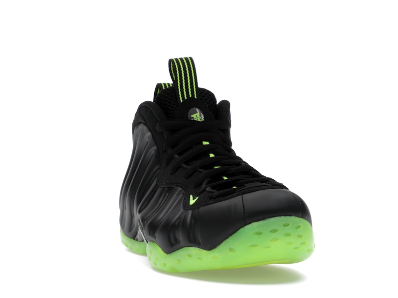Nike Air Foamposite One Black Volt