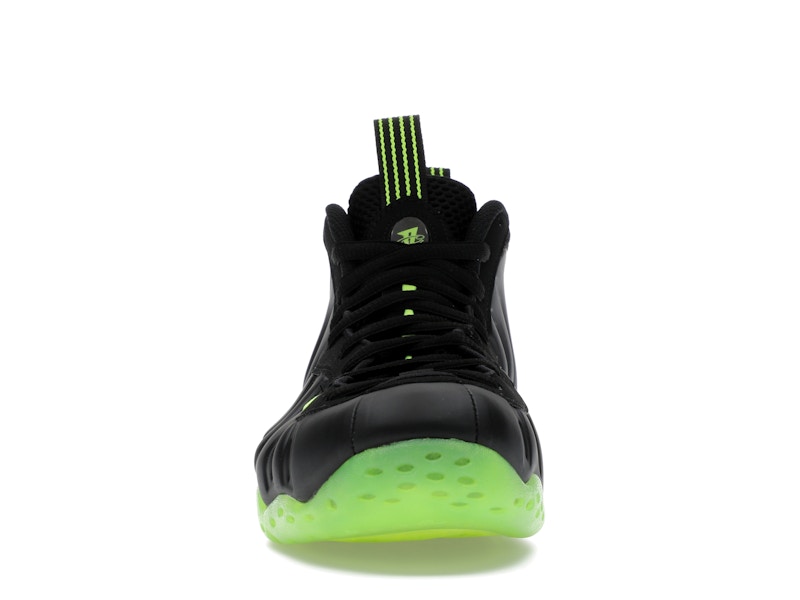 Nike Air Foamposite One Black Volt