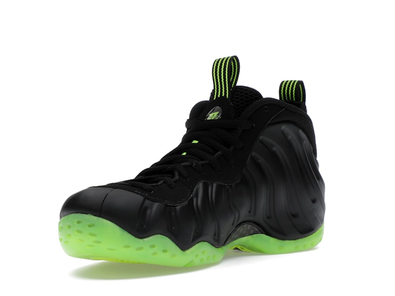Nike Air Foamposite One Black Volt