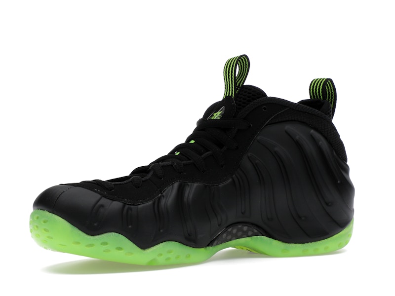 Nike Air Foamposite One Black Volt