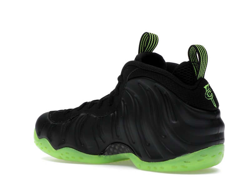 Nike Air Foamposite One Black Volt