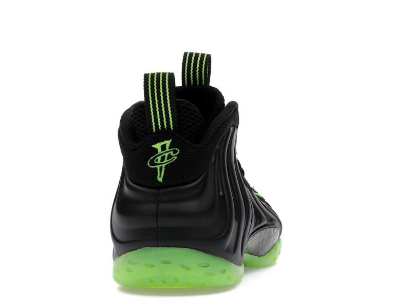 Nike Air Foamposite One Black Volt