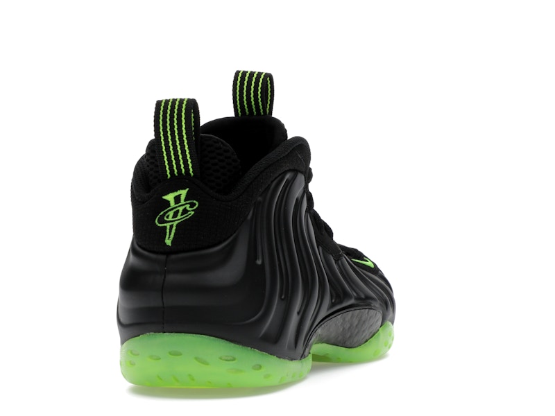 Nike Air Foamposite One Black Volt