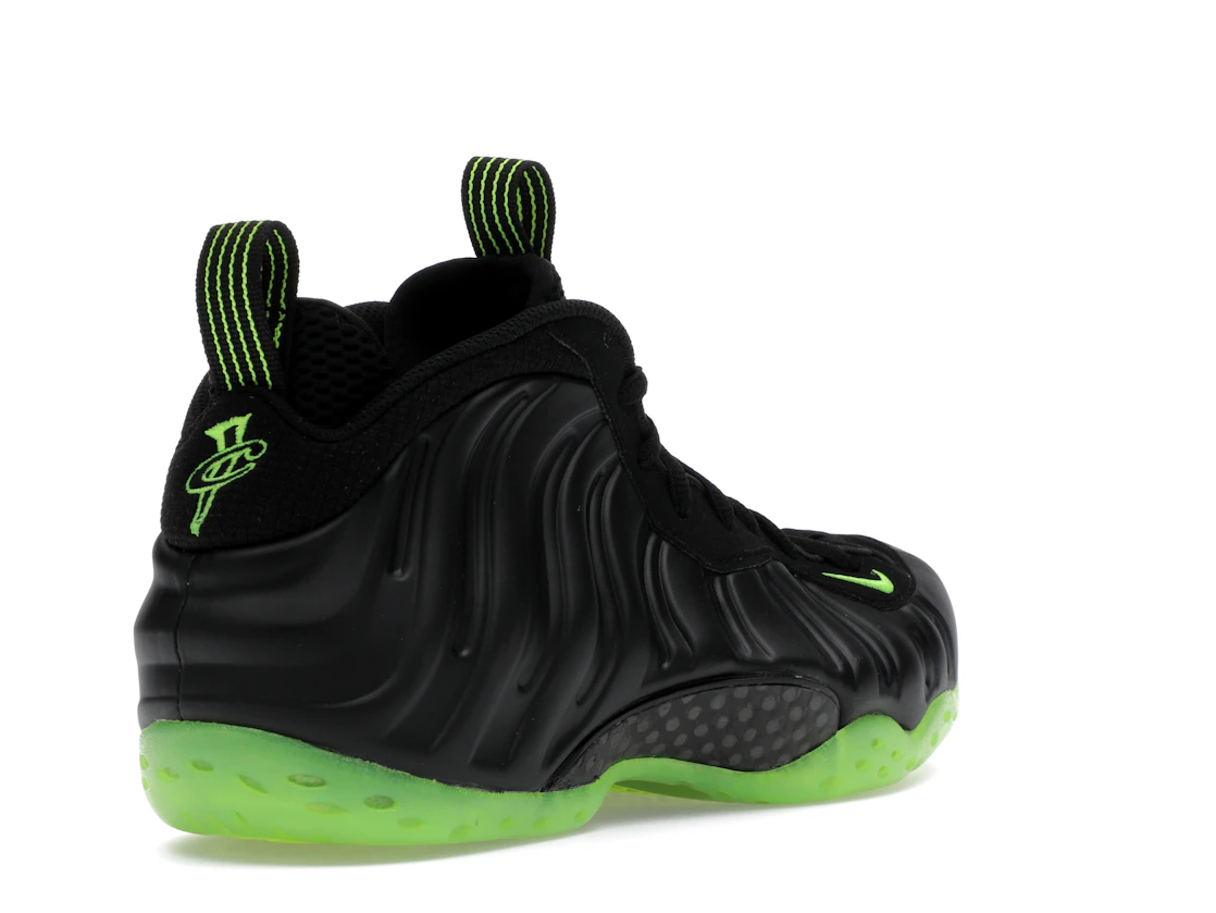 Nike Air Foamposite One Black Volt