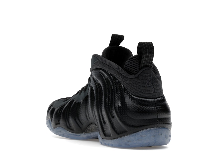Nike Air Foamposite One Carbon Fiber
