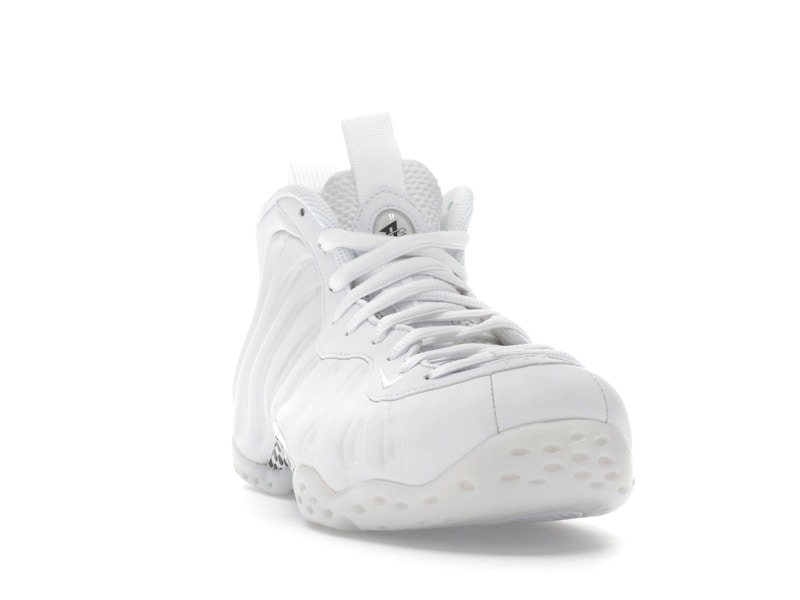 Nike Air Foamposite One Triple White