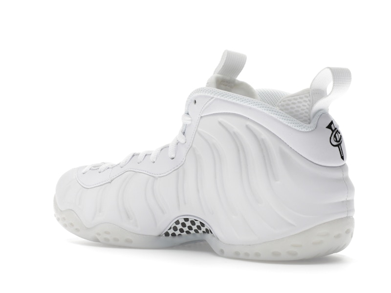 Nike Air Foamposite One Triple White