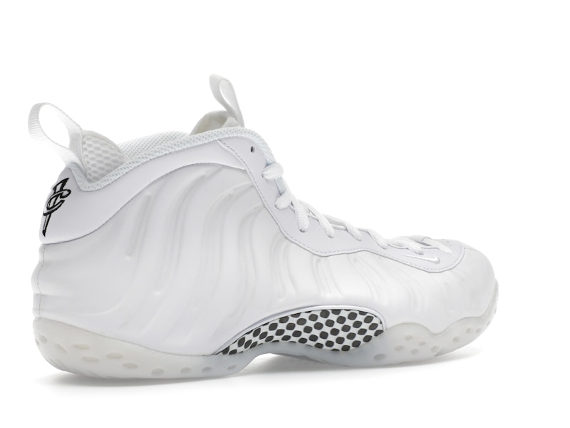 Nike Air Foamposite One Triple White