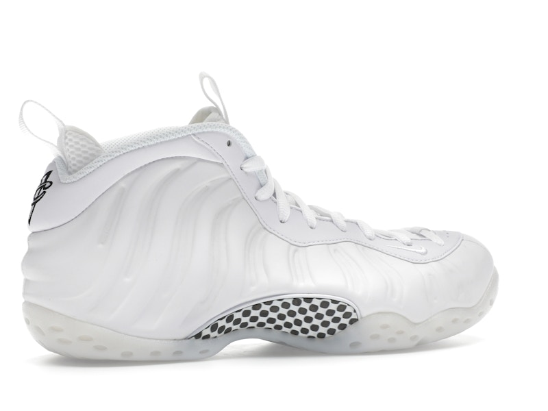 Nike Air Foamposite One Triple White