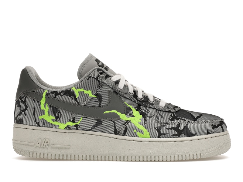 Nike Air Force 1 Low 07 LX Gris Humo Claro Bordado Camuflaje Hombre CV1725 001 ES