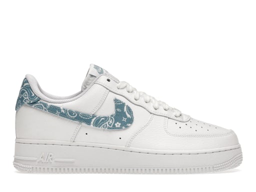 Nike Air Force 1 Low '07 Essential en blanco y azul con estampado Paisley (de mujer) 0