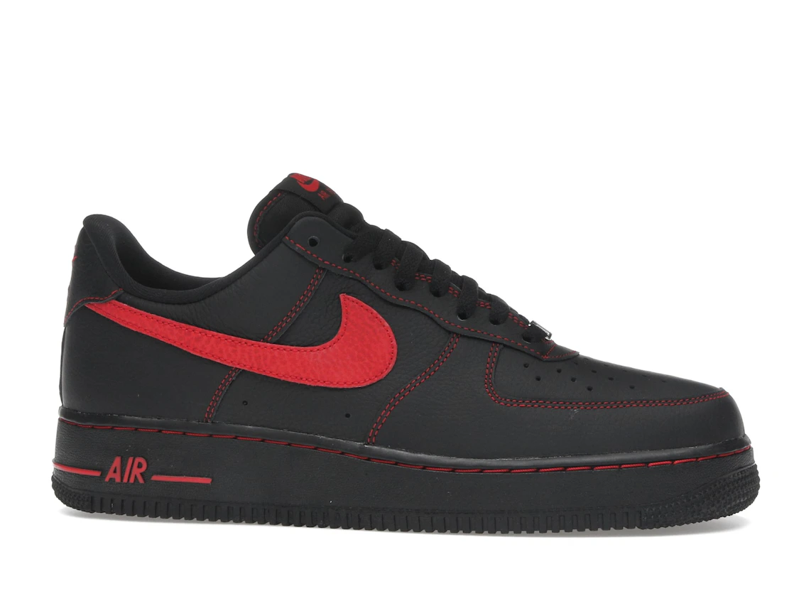 Nike Air Force 1 Low '07 LV8 Bred