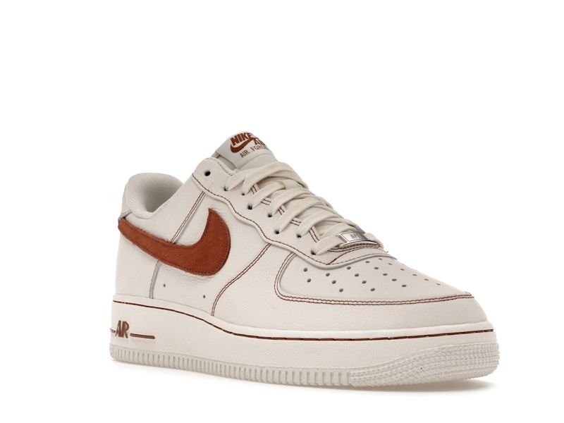 Nike Air Force 1 Low '07 LV8 Ivory Saddle Brown