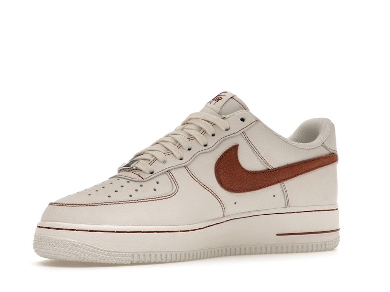 Nike Air Force 1 Low '07 LV8 Ivory Saddle Brown