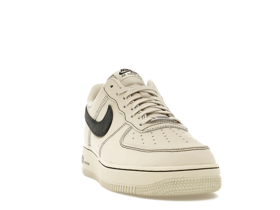 Nike Air Force 1 Low '07 LV8 Light Khaki Black