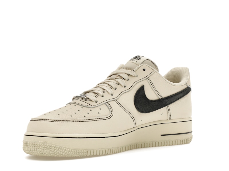 Nike Air Force 1 Low '07 LV8 Light Khaki Black