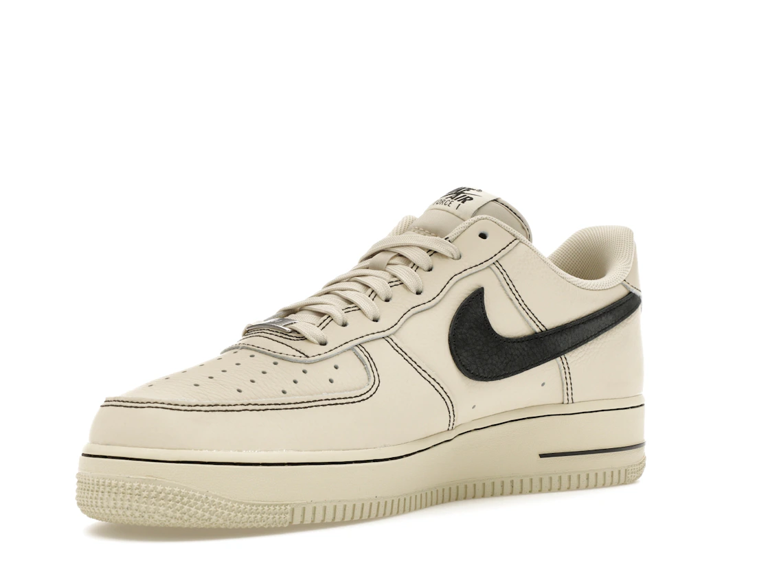 Nike Air Force 1 Low '07 LV8 Light Khaki Black
