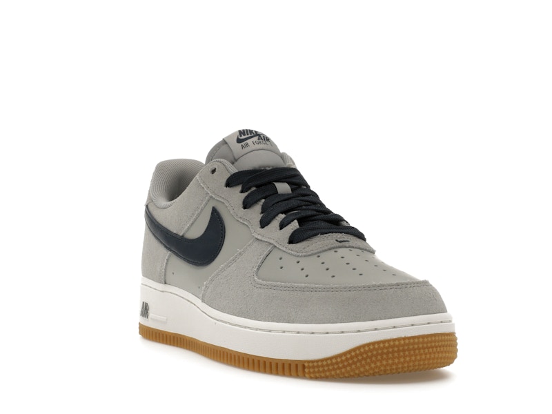 Nike Air Force 1 Low '07 LV8 Light Smoke Grey