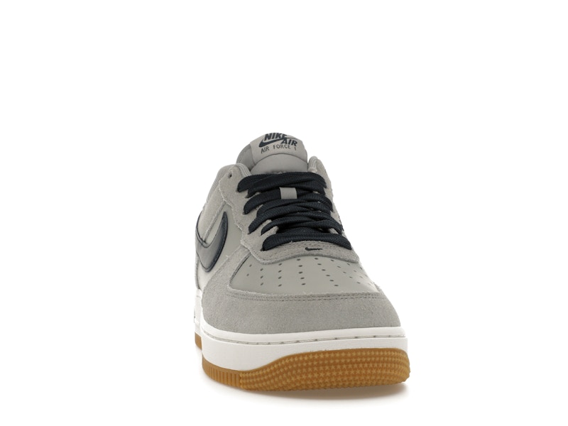 Nike Air Force 1 Low '07 LV8 Light Smoke Grey
