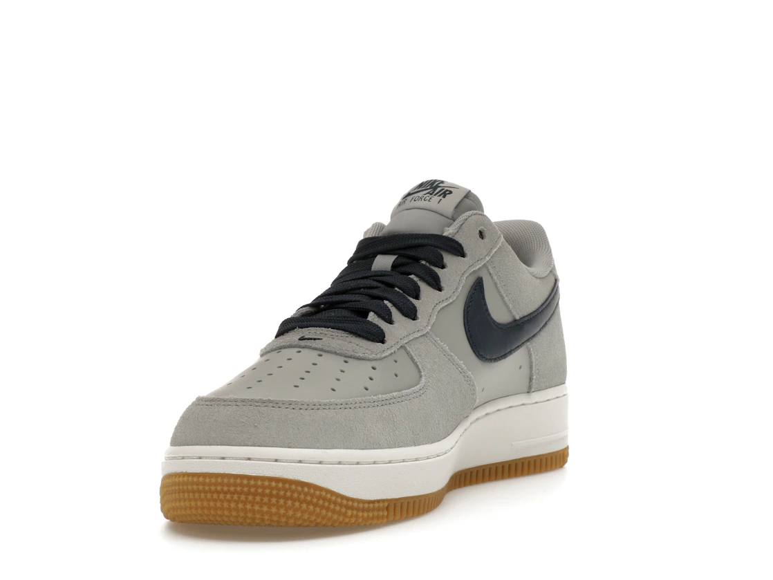 Nike Air Force 1 Low '07 LV8 Light Smoke Grey
