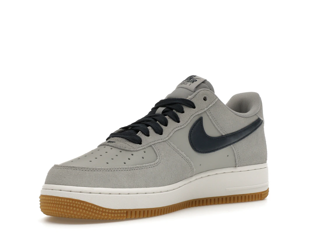 Nike Air Force 1 Low '07 LV8 Light Smoke Grey
