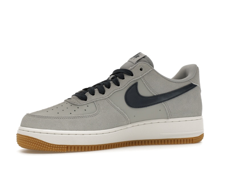 Nike Air Force 1 Low '07 LV8 Light Smoke Grey