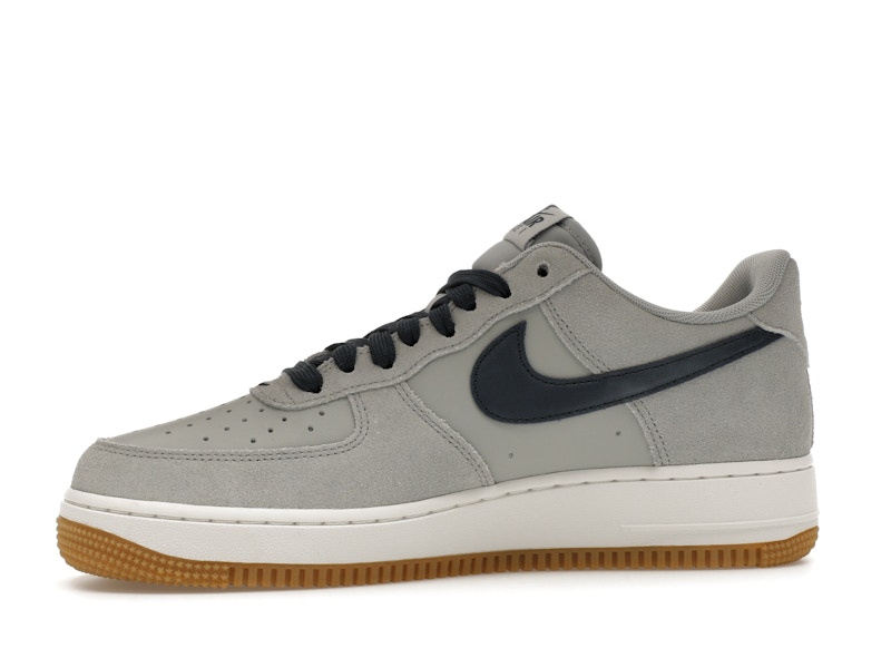 Nike Air Force 1 Low '07 LV8 Light Smoke Grey