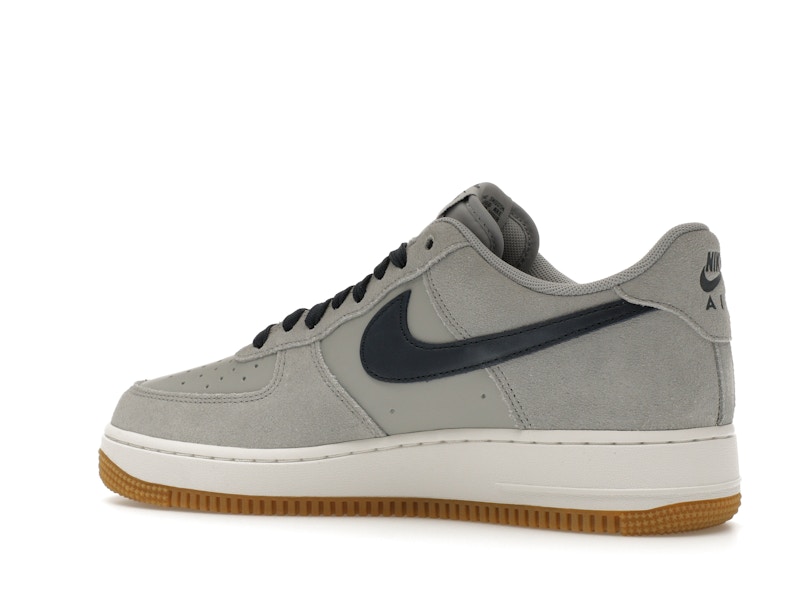 Nike Air Force 1 Low '07 LV8 Light Smoke Grey