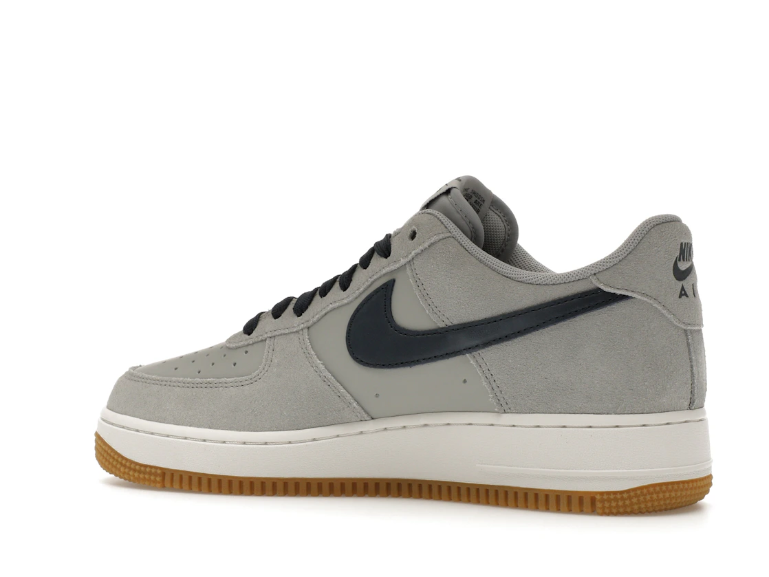 Nike Air Force 1 Low '07 LV8 Light Smoke Grey