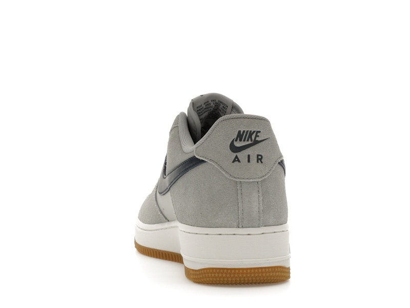 Nike Air Force 1 Low '07 LV8 Light Smoke Grey