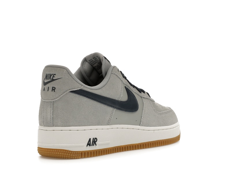 Nike Air Force 1 Low '07 LV8 Light Smoke Grey