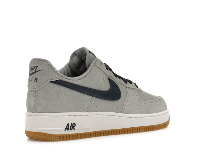 Nike Air Force 1 Low '07 LV8 Light Smoke Grey