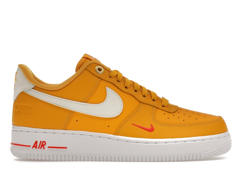 Nike Air Force 1 Low 07 SE 40th Anniversary Jaune Ochre Mini Swoosh femme Style DQ7582 700 FR