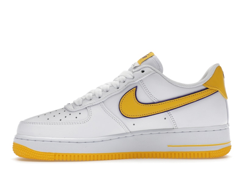 Nike Air Force 1 Low Retro QS