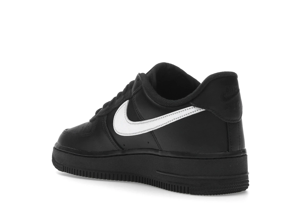 Nike Air Force 1 Low Supreme Black White