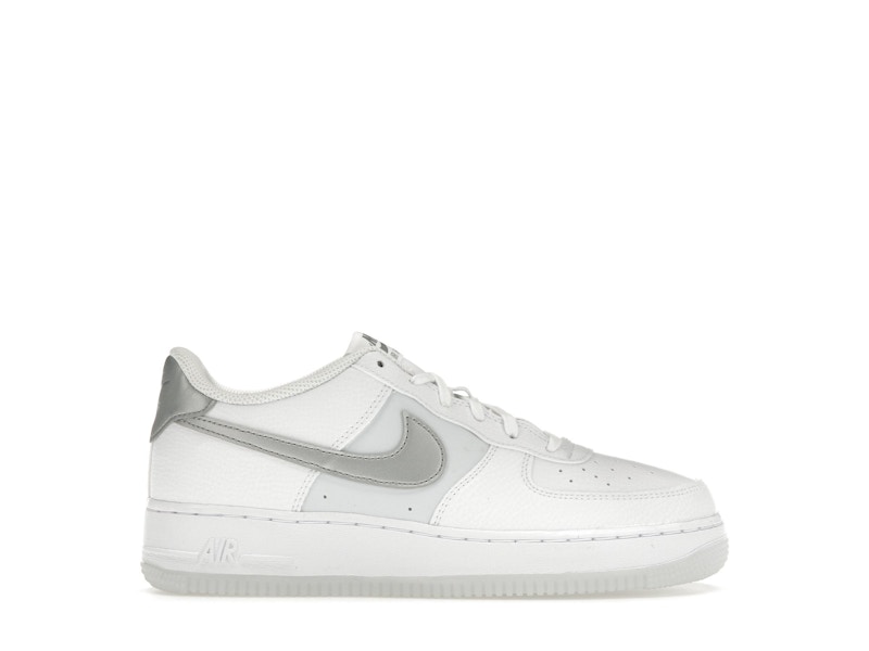Grey nike air force 1 junior hot sale