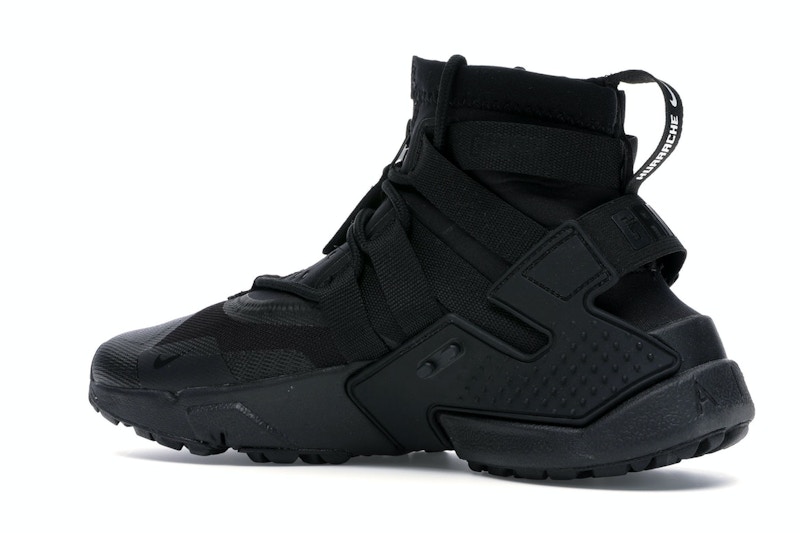 Huarache gripp triple black