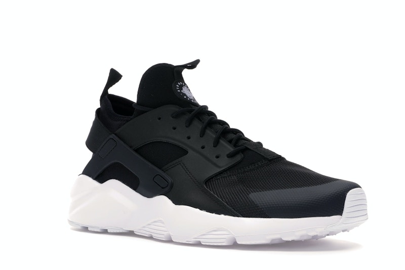 Black huaraches size 6.5