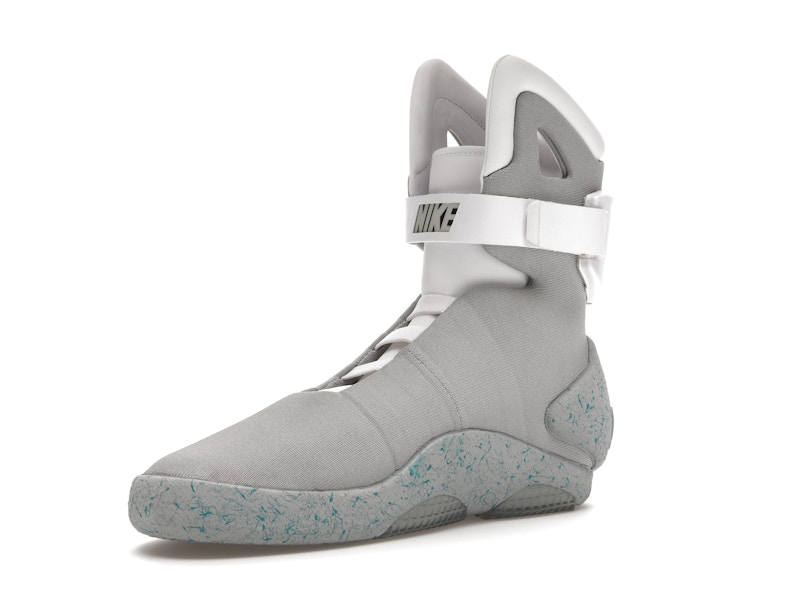 nike mag kit