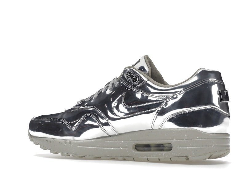 Nike Air Max 1 Liquid Silver