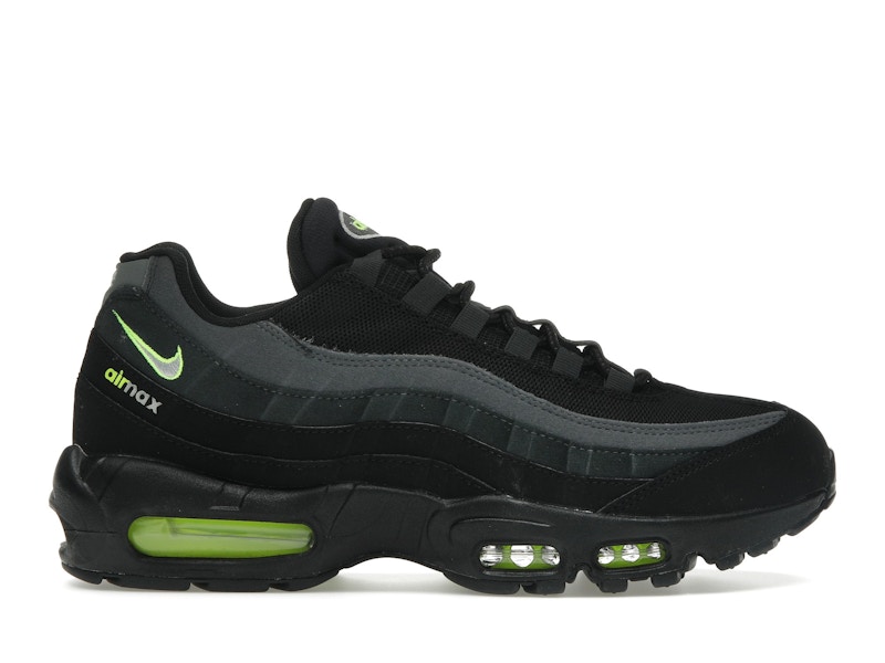 レア NIKE airmax 95 トラックジャケット ブラック L 刺繍ロゴ