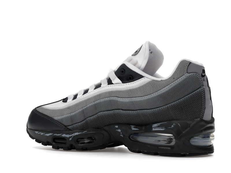 Nike Air Max Muscle 95 Yu-Gi-Oh! Jonouchi (with Promo Card)