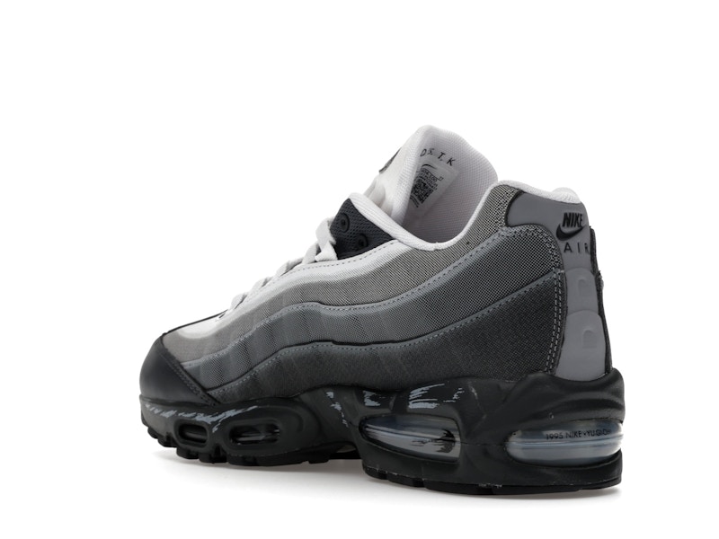 Nike Air Max Muscle 95 Yu-Gi-Oh! Jonouchi (with Promo Card)