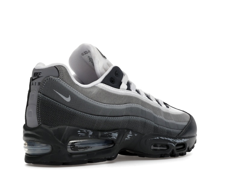 Nike Air Max Muscle 95 Yu-Gi-Oh! Jonouchi (with Promo Card)
