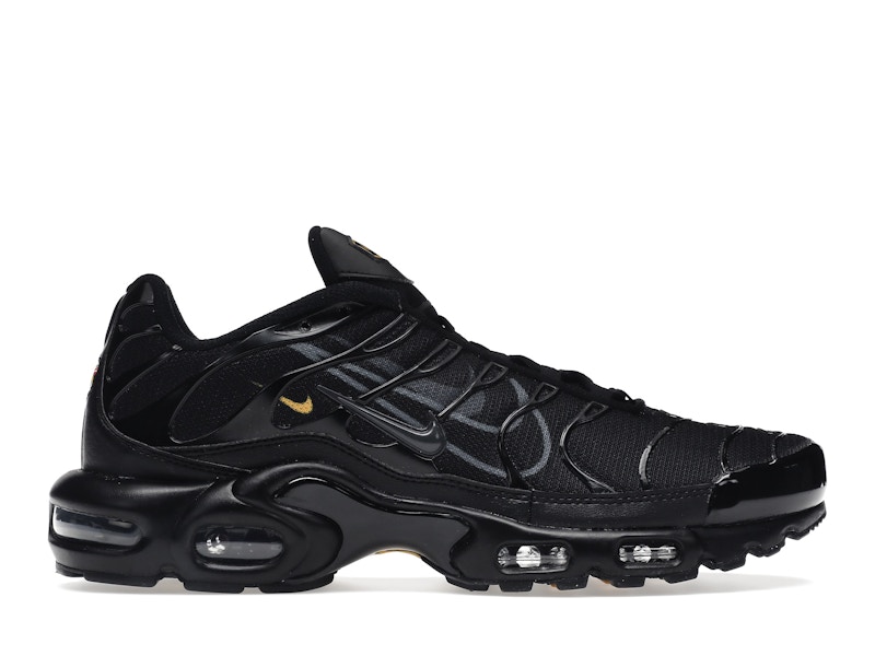 Nike Air Max Plus Black Smoke Grey Solar Flare Dark Smoke Grey
